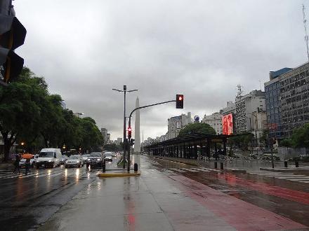 Buenos aires - - 9 de Julio Avenue 