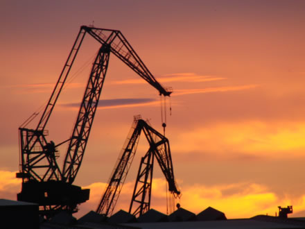 Nekome mo�e izgledati kao obi�na '�ibu-�iba' ki� slika, ali mene odu�evljavaju ovi zalasci nad Uljanikom. Stric